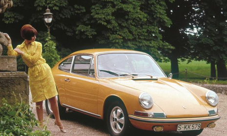 «Happy Birthday» в исполнении Porsche 911